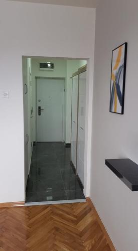 CENTRAL VIEW APARTMENT, Скопье (фото 5)