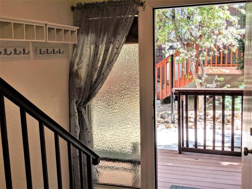 Three-Bedroom Specialty Townhouse Unit #66 by Snow Summit Townhouses Bus Lic #23581 - image 3