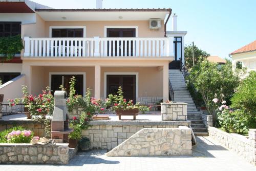 Apartments Grskovic G. Jesenovica - image 7