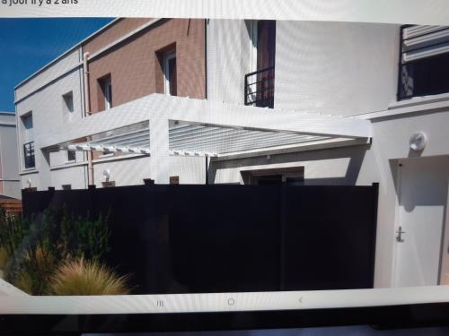 Jolie villa avec parking dans résidence sécurisée gîte à louer Fos-sur-Mer