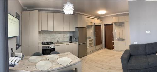 Melly's Studio - image 3