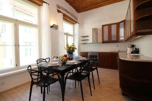 Tallinn City Apartments Unique 2 bedroom with balcony