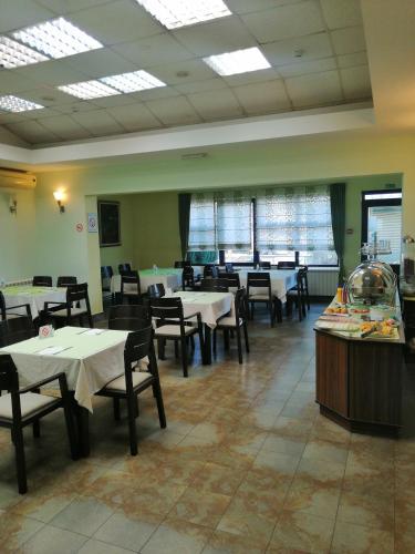 مطعم, Hotel President garni in Kamalj