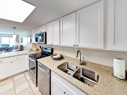 327 East Beach Boulevard Condo Unit 4B - image 4