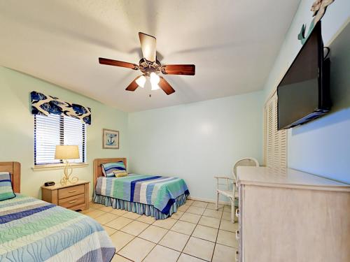 327 East Beach Boulevard Condo Unit 4B - image 7