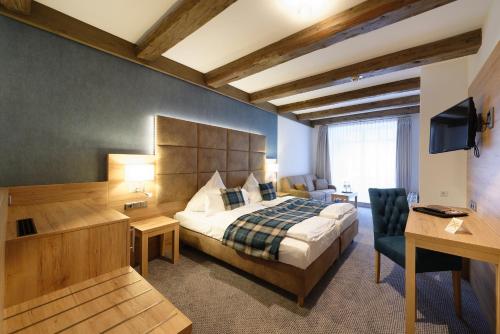 1 queen bed