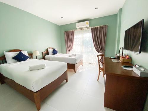 room detail thumbnail 1