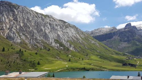 Exterior view, Studio 50 m du funiculaire et pistes in Tignes