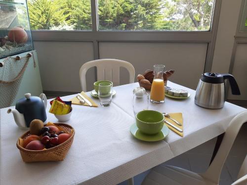 אוכל ומשקאות, Home des Pins SARL in Quiberon