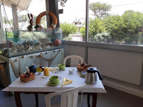 אוכל ומשקאות, Home des Pins SARL in Quiberon