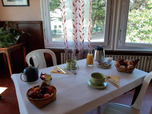 אוכל ומשקאות, Home des Pins SARL in Quiberon