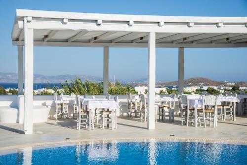 Cycladic Islands Hotel & Spa in Agia Anna