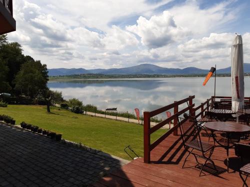 O.W. MEGA nad jeziorem - image 6