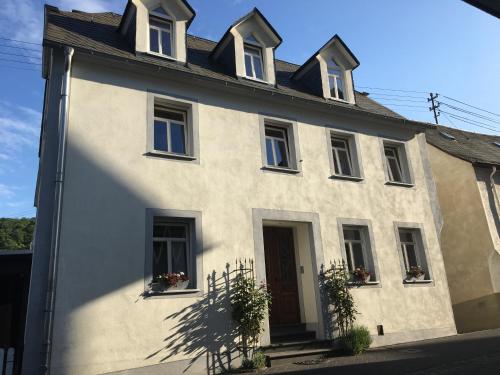 Ieeja, Ferienwohnung Rabennest in Hatzenport