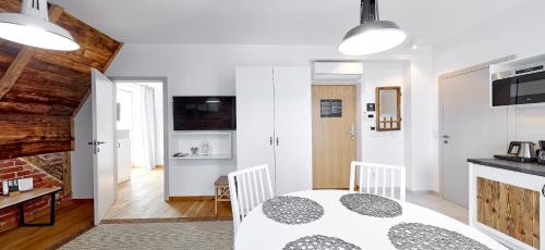Deluxe Apartment image 10