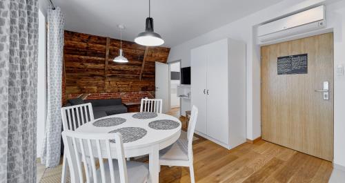 Deluxe Apartment image 9