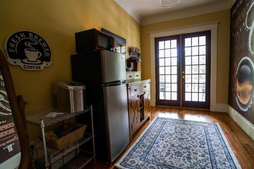Konyha, The Nordic Pineapple Bed and Breakfast in Dewitt