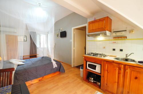 1 double bed