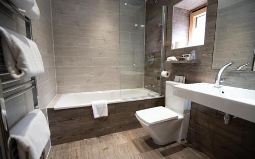 Skeabost House Hotel - image 3