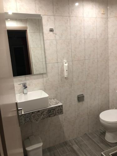 VANA Studios & Apartments - image 4
