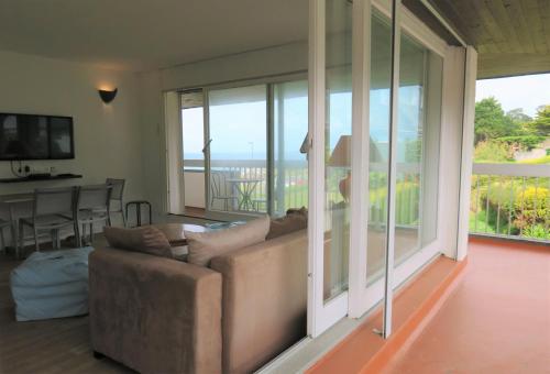 Appartement VUE SUR MER avec terrasse, plage de Trestraou à PERROS-GUIREC - Ref 861 - Location saisonnière - Perros-Guirec