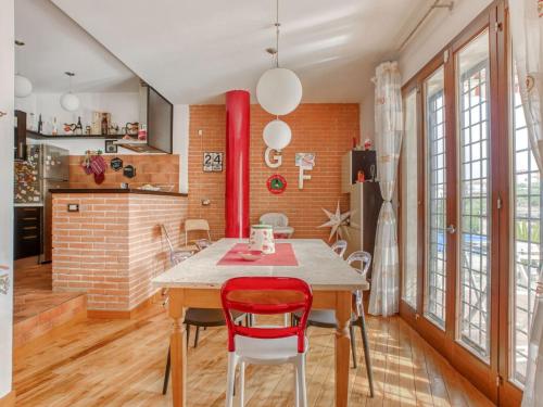 Comfortable Villa in Roma with Garden and Barbecue