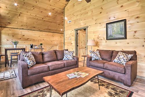 Modern Gatlinburg Cabin with Hot Tub Game Room - image 8