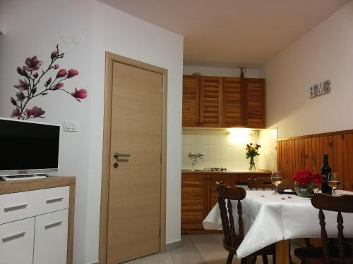 Giorgina Apartments in Čepljani