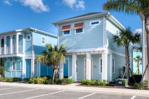 Celestial Cottage with Hotel Amenity Access near Disney at Margaritaville 8036D - image 4