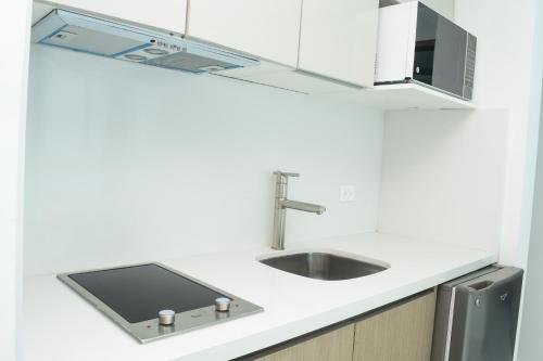 Nuevo estudio a pie de playa, vistas increibles, alberca, gym jacuzi, seguridad, 3503, Cancún (foto 9)