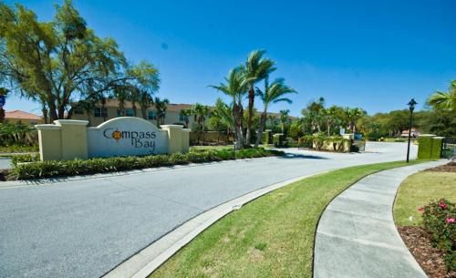Beautiful Family-Friendly Home Close to Disney! - image 30