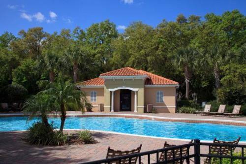 Beautiful Family-Friendly Home Close to Disney! - image 26