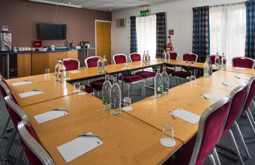 Holiday Inn Express Gloucester - South an IHG Hotel - image 4