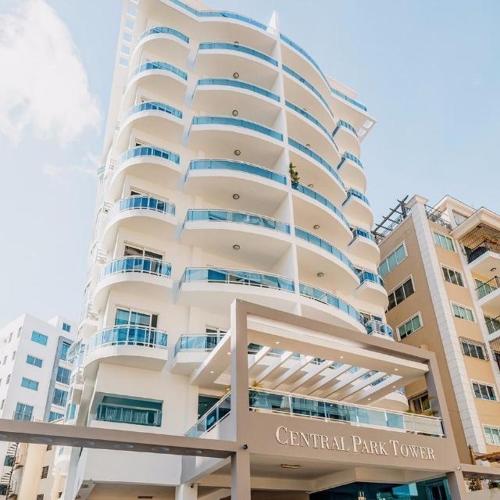 Central Park Tower, Seralles, Santo Domingo
