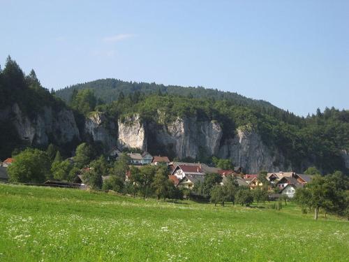 Apartma pr´ Stengarju