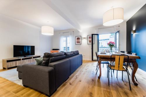 ZABALETA SUITE APARTMENT - image 7