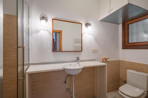 Apartamentos Doña Elvira Kings inn - image 3