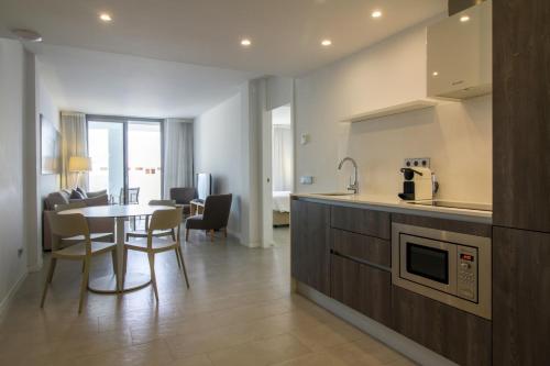 Apartaments B-Llobet Sun & Confort