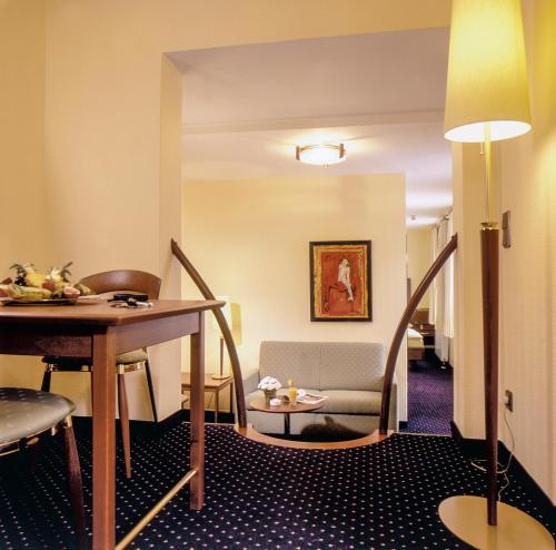 hotel photo