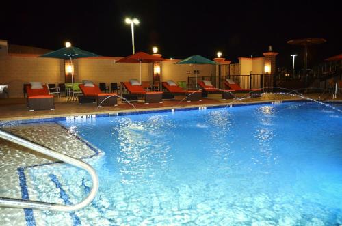Lux Hotel & Spa, Trademark Collection by Wyndham in Arlington, USA