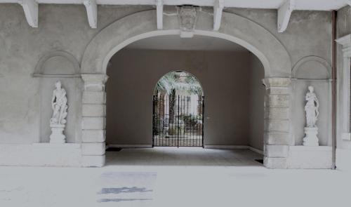 Re Lear - image 8