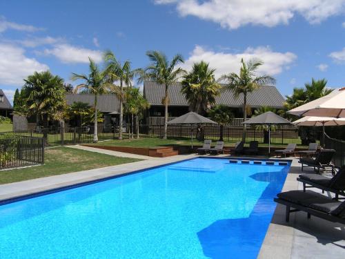 Swimming pool, Kerikeri Homestead Motel and Apartments in Kerikeri