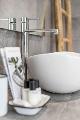  ROOFTOP 31 unique city penthouse with bath big balcony and rooftop terrace, 9711 AL Groningen