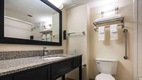 Best Western Mulberry Hotel - image 6