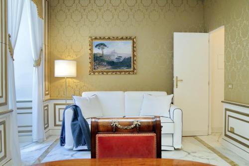 Elegant apartment nearby Trevi Fountain, Řím (fotografie 4)