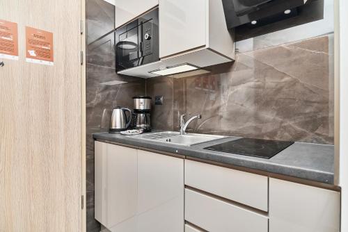 Exclusive Apartments Marina by Noclegi Renters, Breslau (Foto 9)