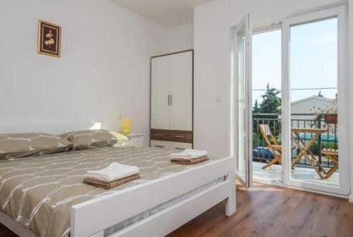 House Tina - image 5