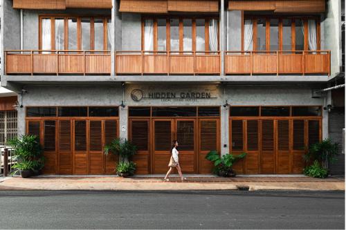 Hidden Garden Hostel