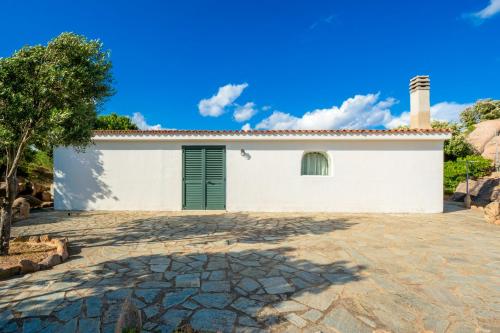 Cozy House in Cannigione - main image