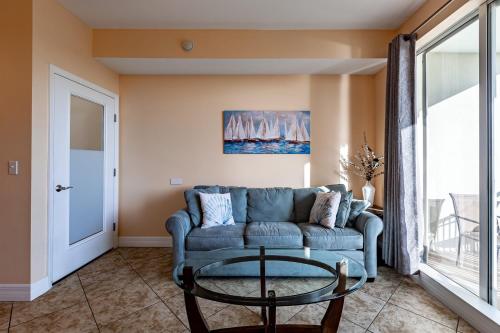 Florida at its finest! Tampa Bay hidden gem resort-style community! - image 14